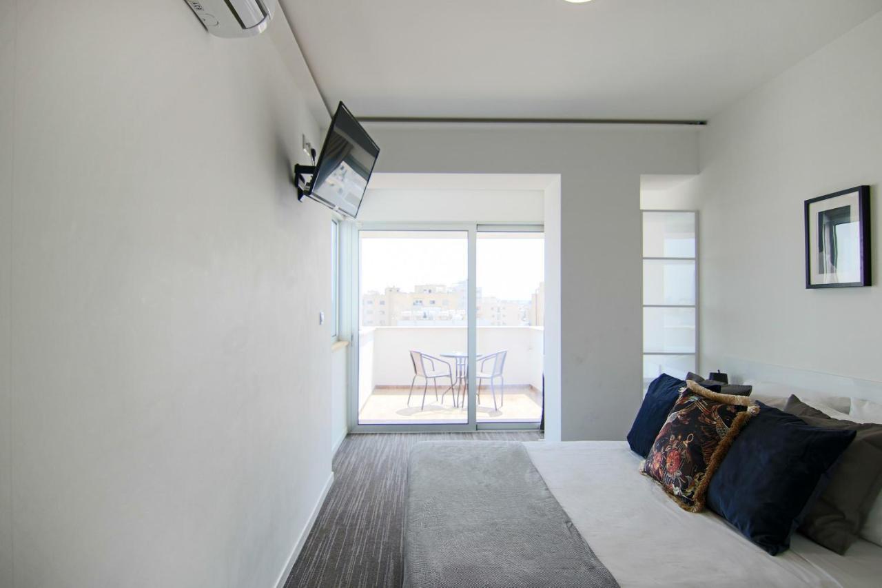 Phaedrus Living: Luxury Suite Nicosia 509 Bagian luar foto