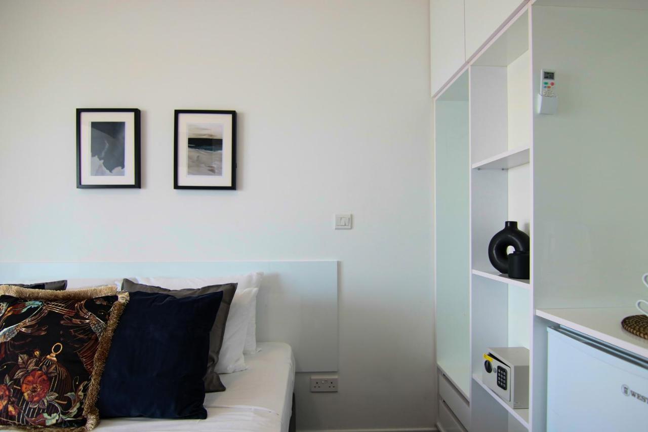 Phaedrus Living: Luxury Suite Nicosia 509 Bagian luar foto